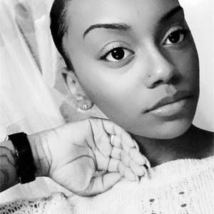 Meet your Posher, Kaya